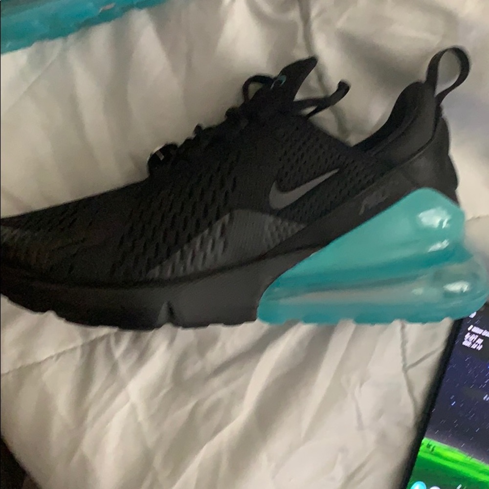 Customized Air Max 270 NWOT